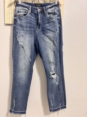 Judy Blue Distressed Medium Blue Ankle Jeans